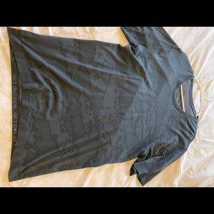 LuLuLemon camo vented shirt size large